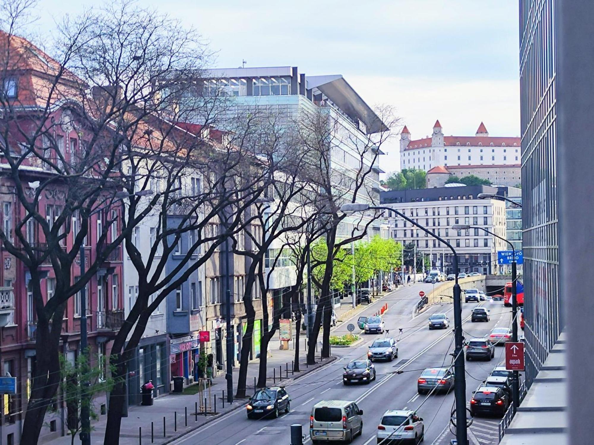 Cinnamon - Brand New - Presidential Garden - Air Conditioning - Free Parking Bratislava Extérieur photo